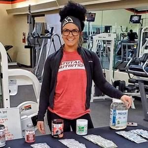 Meet your Posher, Hannah